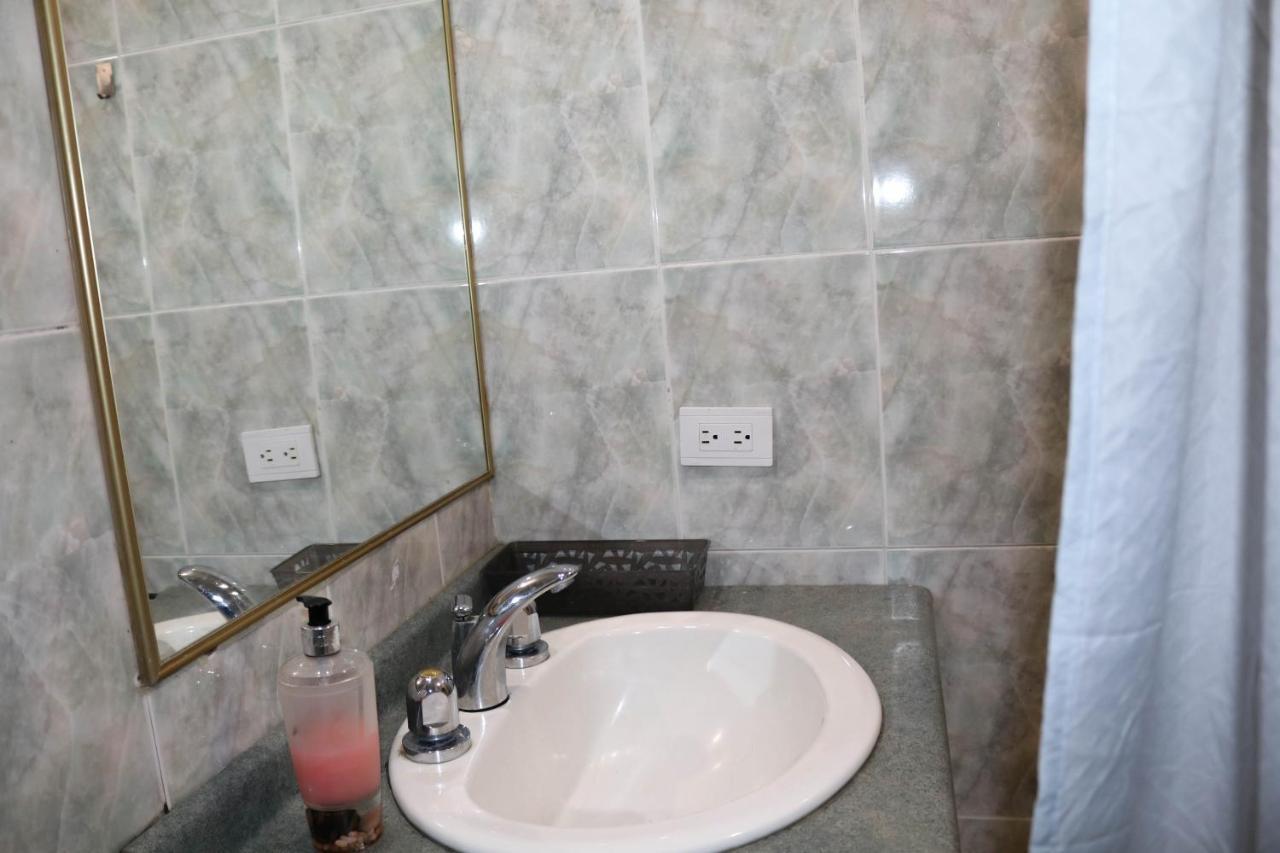 Vanilla Suite - Great Location - Financial Zone كويتو المظهر الخارجي الصورة